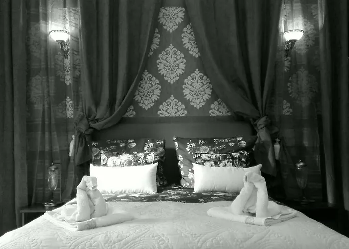 Central Apartments 公寓 *