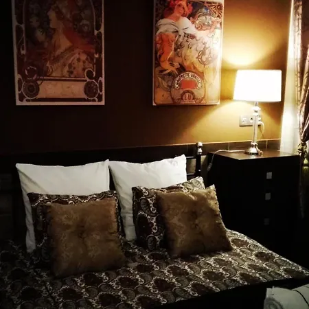Central Apartments Apartment