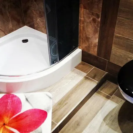 Central Apartments *